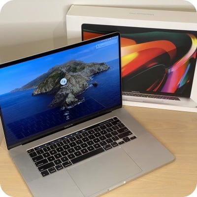 [写真] MacBook Pro (16-inch, 2019)