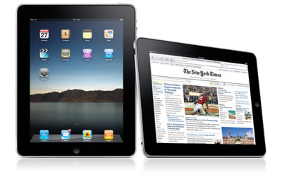 [写真] 28 日に発表された iPad © 2010 Apple Inc.
